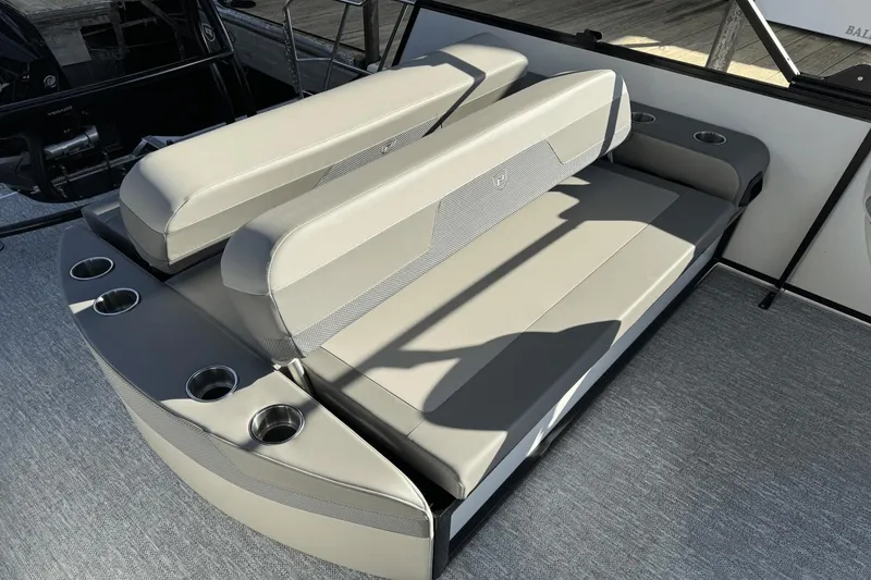 Slide: The Image of Premier 250 Solaris 2024 - 10