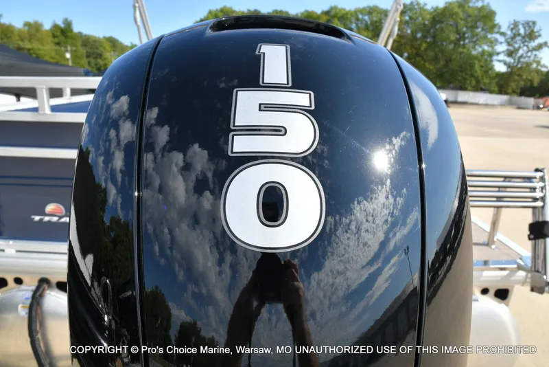 Slide: The Image of Sun Tracker FISHIN' BARGE 22 DLX w/150HP Mercury 4 Stroke 2025 - 13