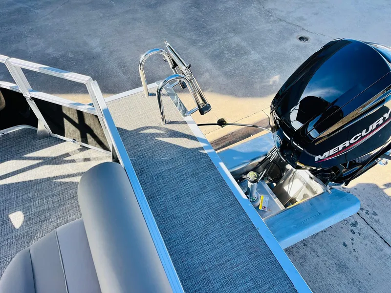 Slide: The Image of Ranger Reata 200C 2024 - 66