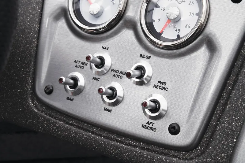 Slide: The Image of Tracker Pro Guide V-175 WT 2024 - 25