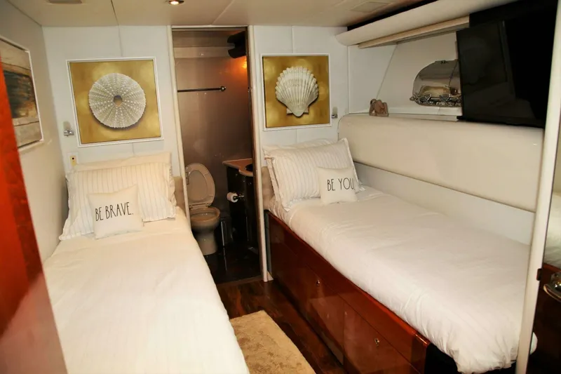 Slide: The Image of 1998 Cheoy Lee 81 Motor Yacht twin bedroom with ensuite bathroom. - 10