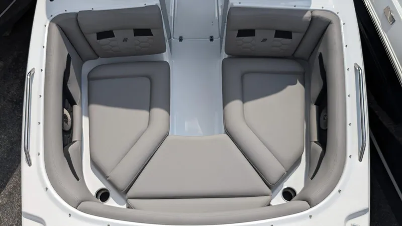 Slide: The Image of Four Winns HD3 OB 2024 - 18