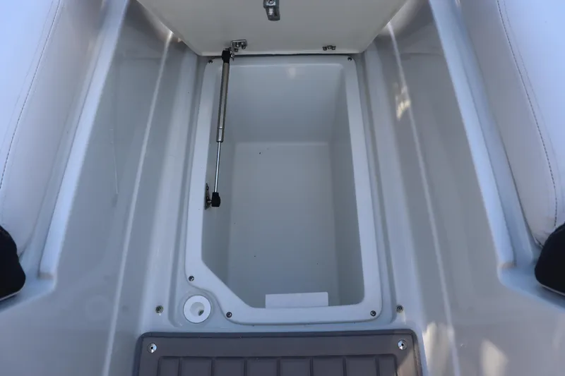 Slide: The Image of 2024 Crownline Eclipse E255 SURF boat stereo system displaying FM 99.7 MHz. - 15