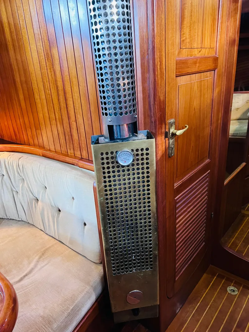 Slide: The Image of Lord Nelson 41 1983 - 14