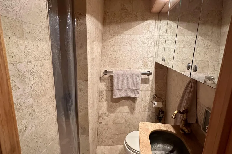 Slide: The Image of Guest Head - 45