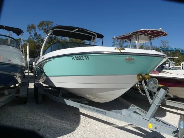 The Image of Monterey M-225 2022 - 1