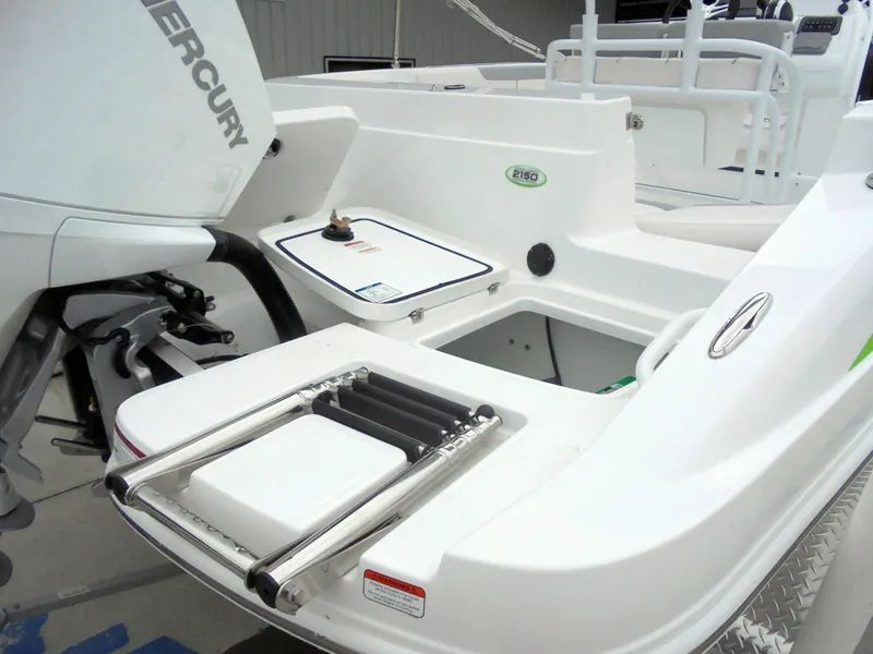 Slide: The Image of 2024 Tahoe 2150 CC - 10