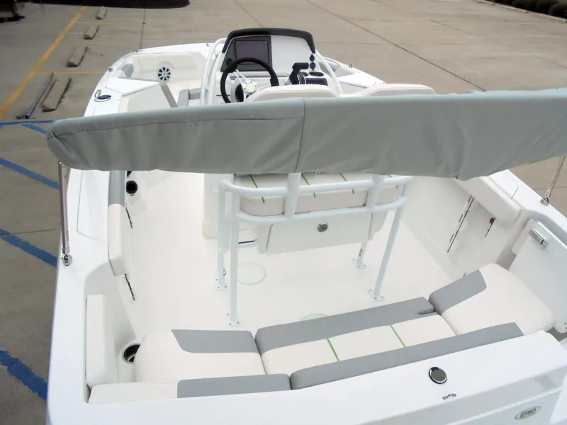 Slide: The Image of 2024 Tahoe 2150 CC - 15