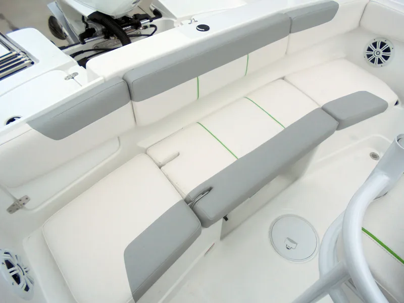 Slide: The Image of 2024 Tahoe 2150 CC - 17