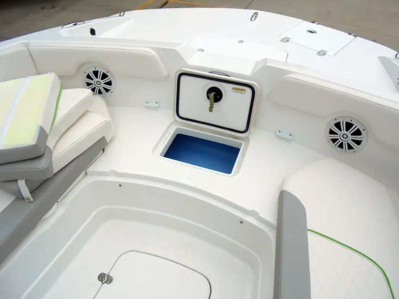 Slide: The Image of 2024 Tahoe 2150 CC - 39