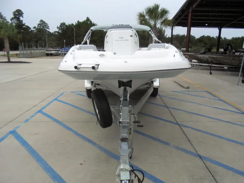 Slide: The Image of 2024 Tahoe 2150 CC - 4