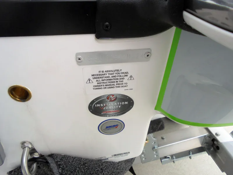 Slide: The Image of 2024 Tahoe 2150 CC - 45