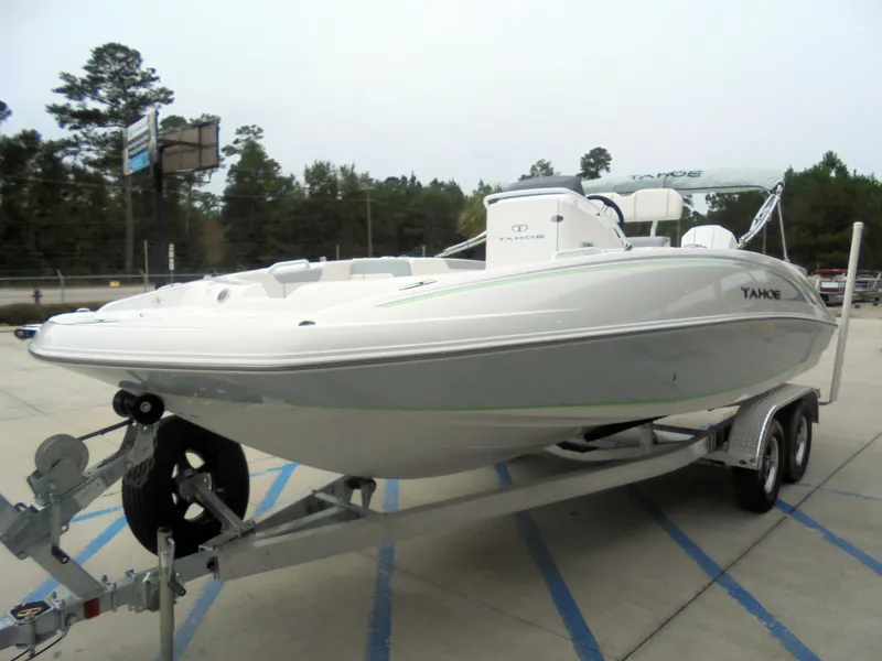 Slide: The Image of 2024 Tahoe 2150 CC - 5