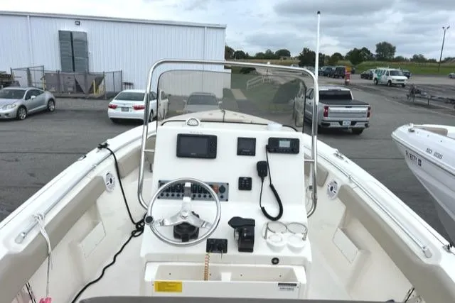 Slide: The Image of Key West Center Console 2021 - 5