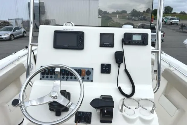 Slide: The Image of Key West Center Console 2021 - 6