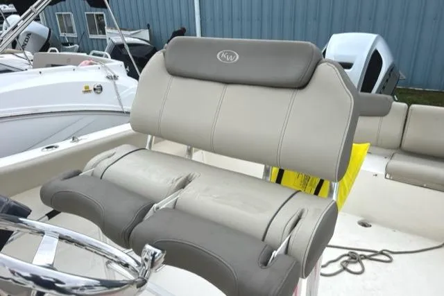Slide: The Image of Key West Center Console 2021 - 7