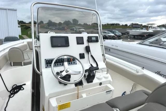 Slide: The Image of Key West Center Console 2021 - 9