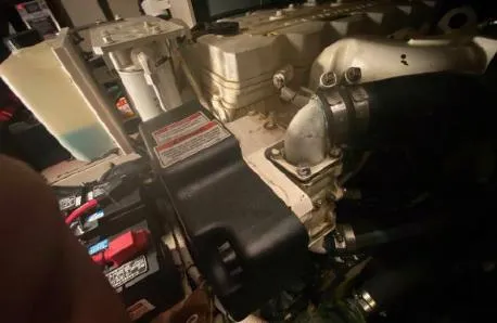 Slide: The Image of Engine compartment of a 2007 Sea Ray 36 Sedan Bridge boat. - 32