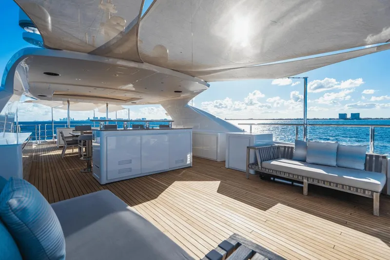 Slide: The Image of Benetti 116 MED 2021 - 23