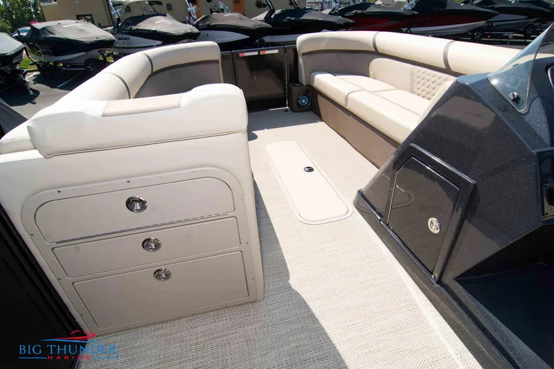 Slide: The Image of Crest Classic Platinum 240 SLC 2024 - 35