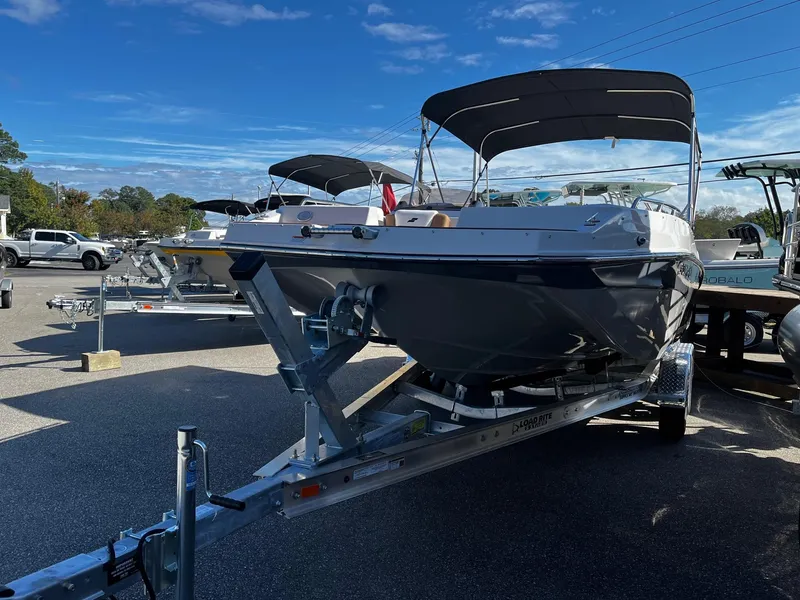 Slide: The Image of Starcraft SVX 211 Charcoal 2024 - 1