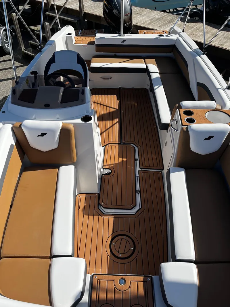 Slide: The Image of Starcraft SVX 211 Charcoal 2024 - 14