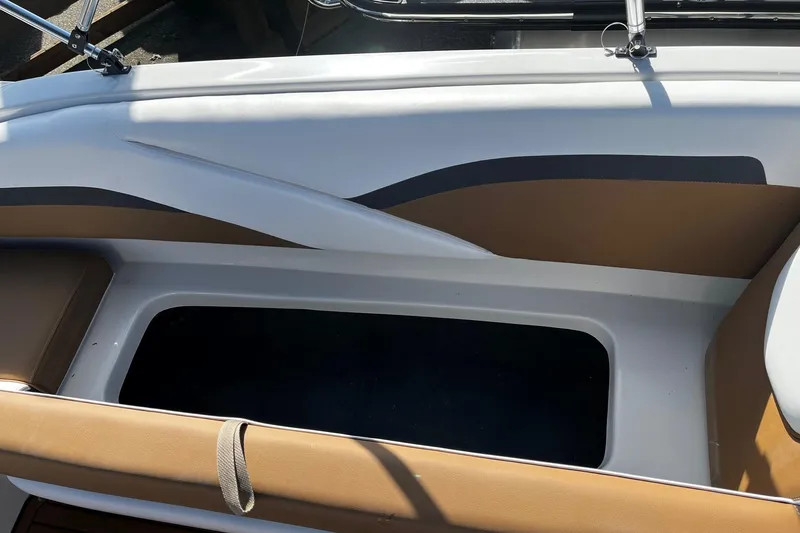 Slide: The Image of Starcraft SVX 211 Charcoal 2024 - 17