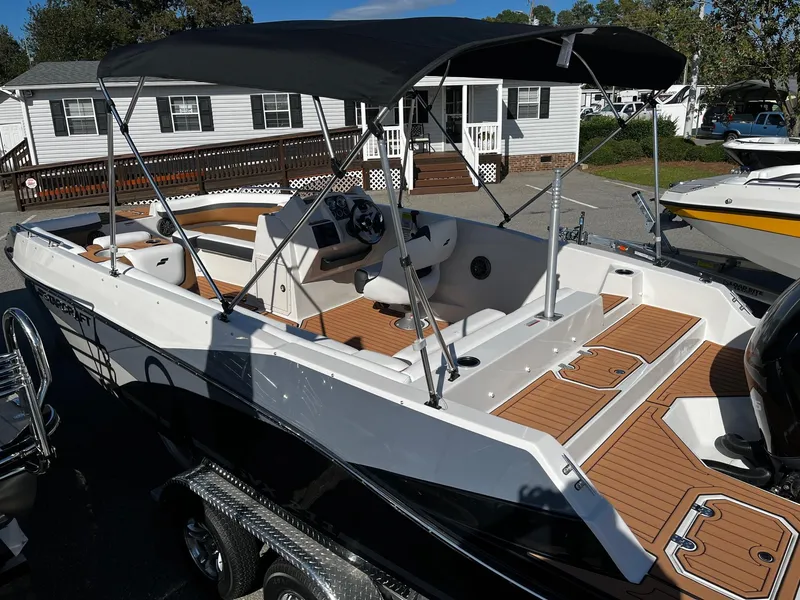 Slide: The Image of Starcraft SVX 211 Charcoal 2024 - 3