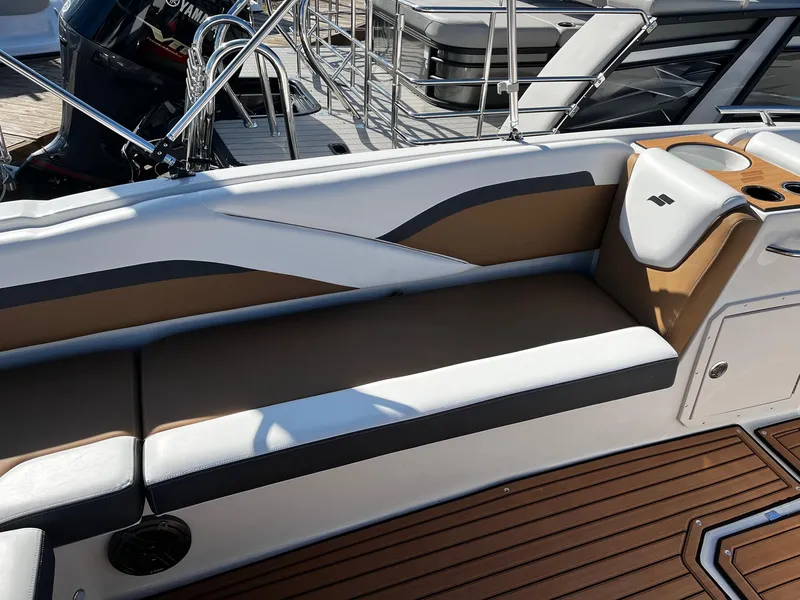 Slide: The Image of Starcraft SVX 211 Charcoal 2024 - 6