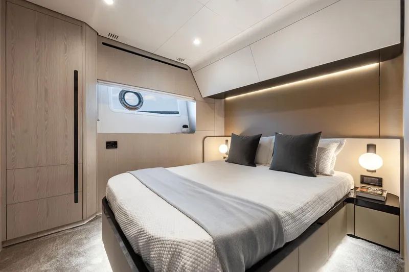 Slide: The Image of Luxurious bedroom interior of 2024 Azimut Fly 78 yacht with modern design. - 20