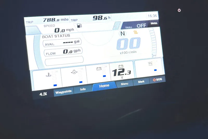 Slide: The Image of Regal 26XO 2022 boat dashboard display showing trip data and boat status. - 17