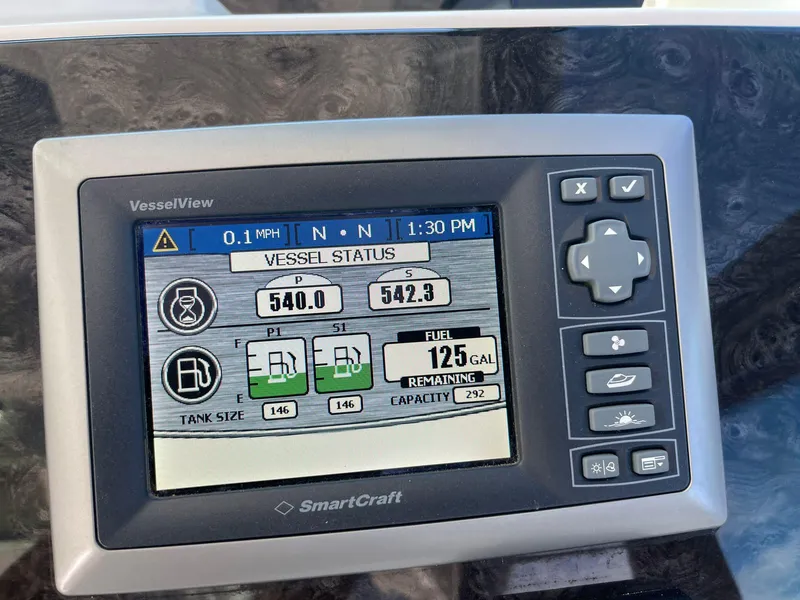Slide: The Image of SmartCraft VesselView display on 2013 Sea Ray 450 Sundancer showing vessel status and fuel levels. - 49