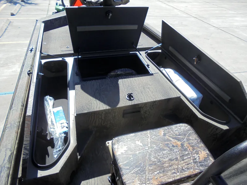 Slide: The Image of 2024 Ranger Boats RB200 - 17