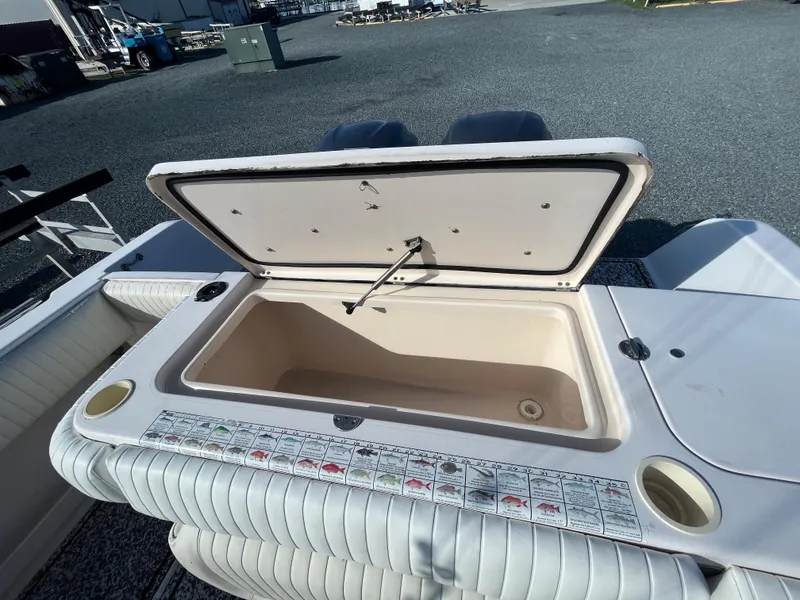 Slide: The Image of Grady-White 282 Sailfish, Large Transom fishbox - 12