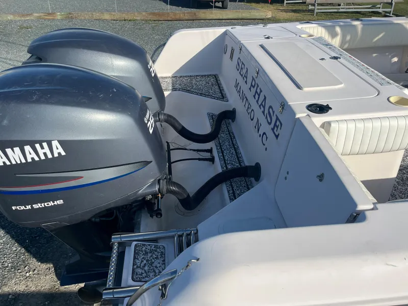 Slide: The Image of Grady-White 282 Sailfish, folding swim ladder - 7