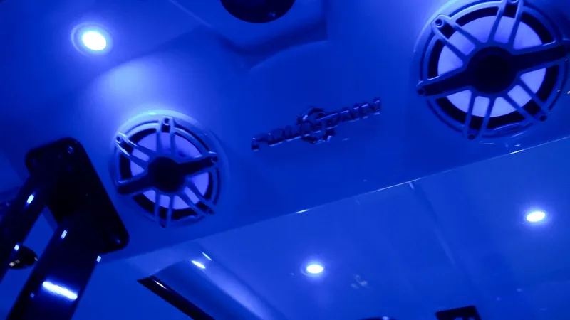 Slide: The Image of Fountain 32 NX 2024 - 62