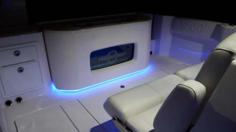 Slide: The Image of Fountain 32 NX 2024 - 71