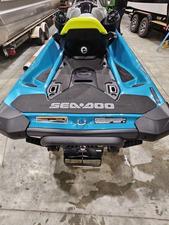 Slide: The Image of Sea-Doo GTI™ SE 130 iBR Tech, Audio, iDF, iBR 2024 - 4