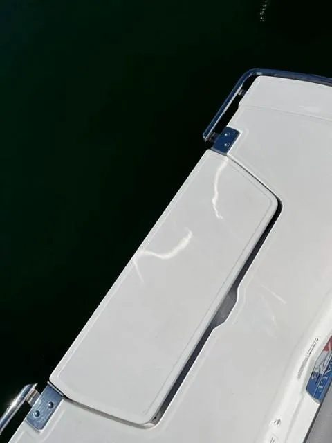 Slide: The Image of 2021 Cobalt R6 boat swim platform with water reflection. - 16