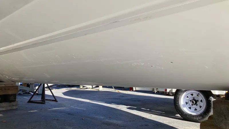 Slide: The Image of 2006 Cobalt 263 boat hull on trailer, side view. - 7