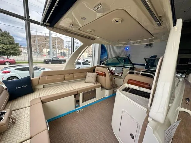 Slide: The Image of Chris-Craft Launch 31 GT 2024 - 15