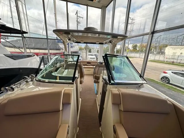 Slide: The Image of Chris-Craft Launch 31 GT 2024 - 19