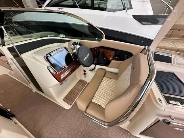 Slide: The Image of Chris-Craft Launch 31 GT 2024 - 20