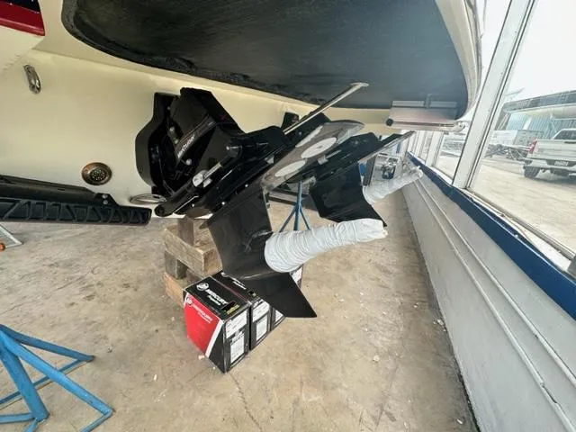 Slide: The Image of Chris-Craft Launch 31 GT 2024 - 22