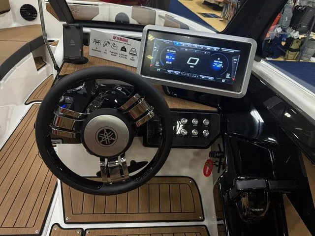 Slide: The Image of Yamaha 222SD 2026 - 15