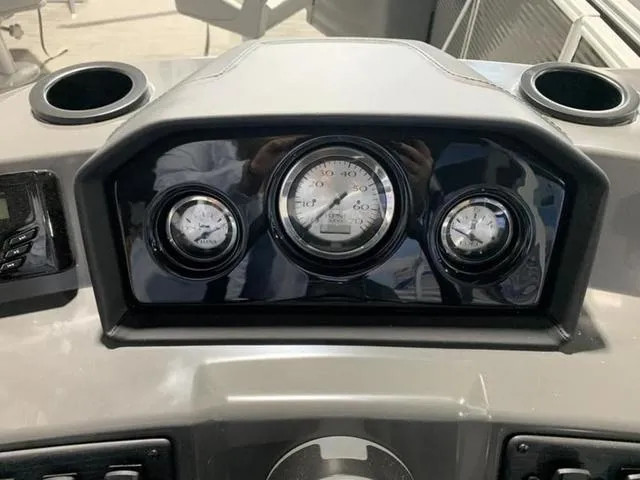 Slide: The Image of Bennington SV Fishing 20 SVF Pontoon 2024 - 11