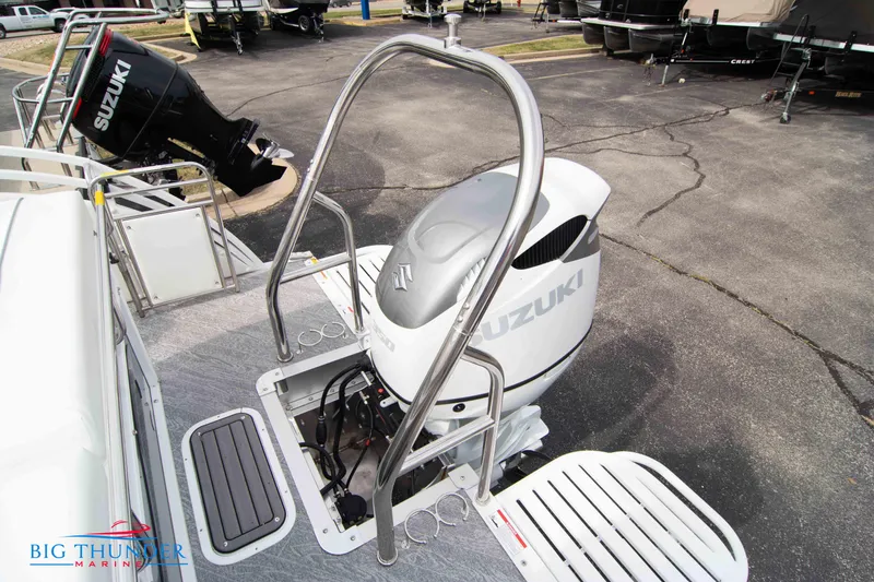 Slide: The Image of 2023 JC NEPTOON 27 TT SPORT boat with Suzuki outboard motor at Big Thunder Marine. - 40