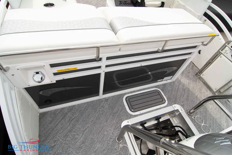 Slide: The Image of Interior seating and storage area of a 2023 JC NEPTOON 27 TT SPORT boat. - 41