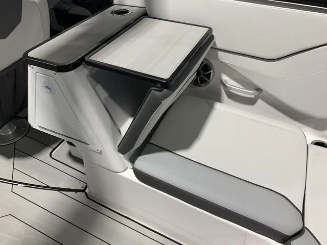 Slide: The Image of Yamaha 252XE 2024 - 8