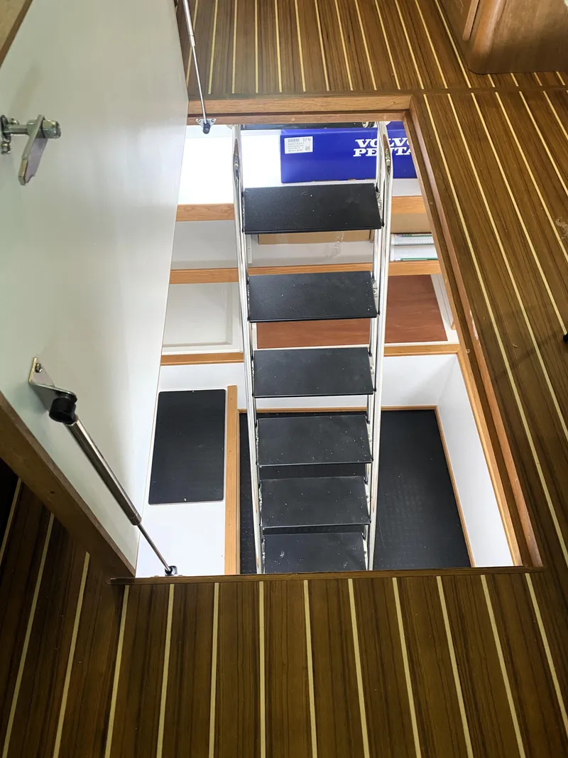 Slide: The Image of Entrance to Utility Room - 28